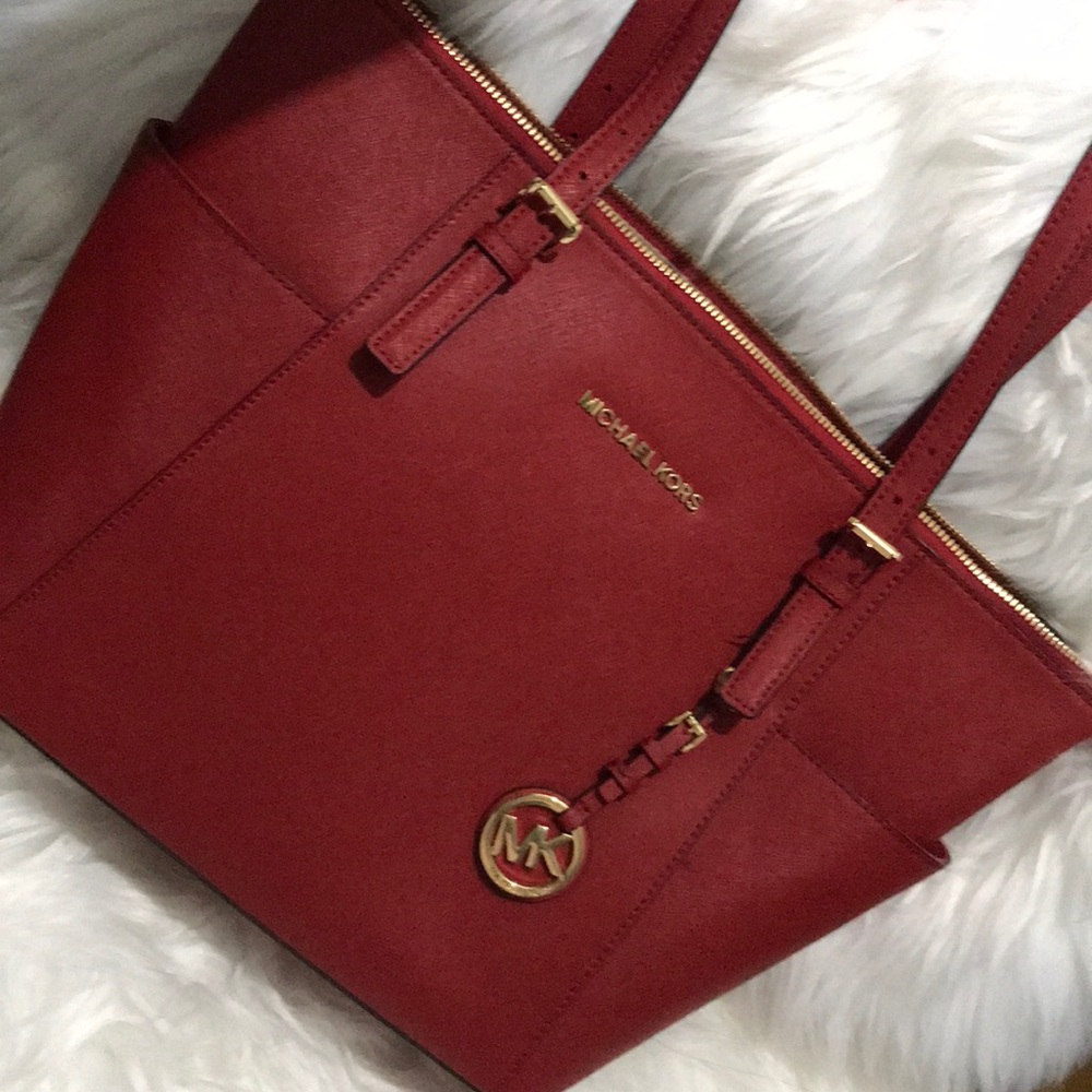 Michael Kors top-zip Saffiano Leather  // Handbag
